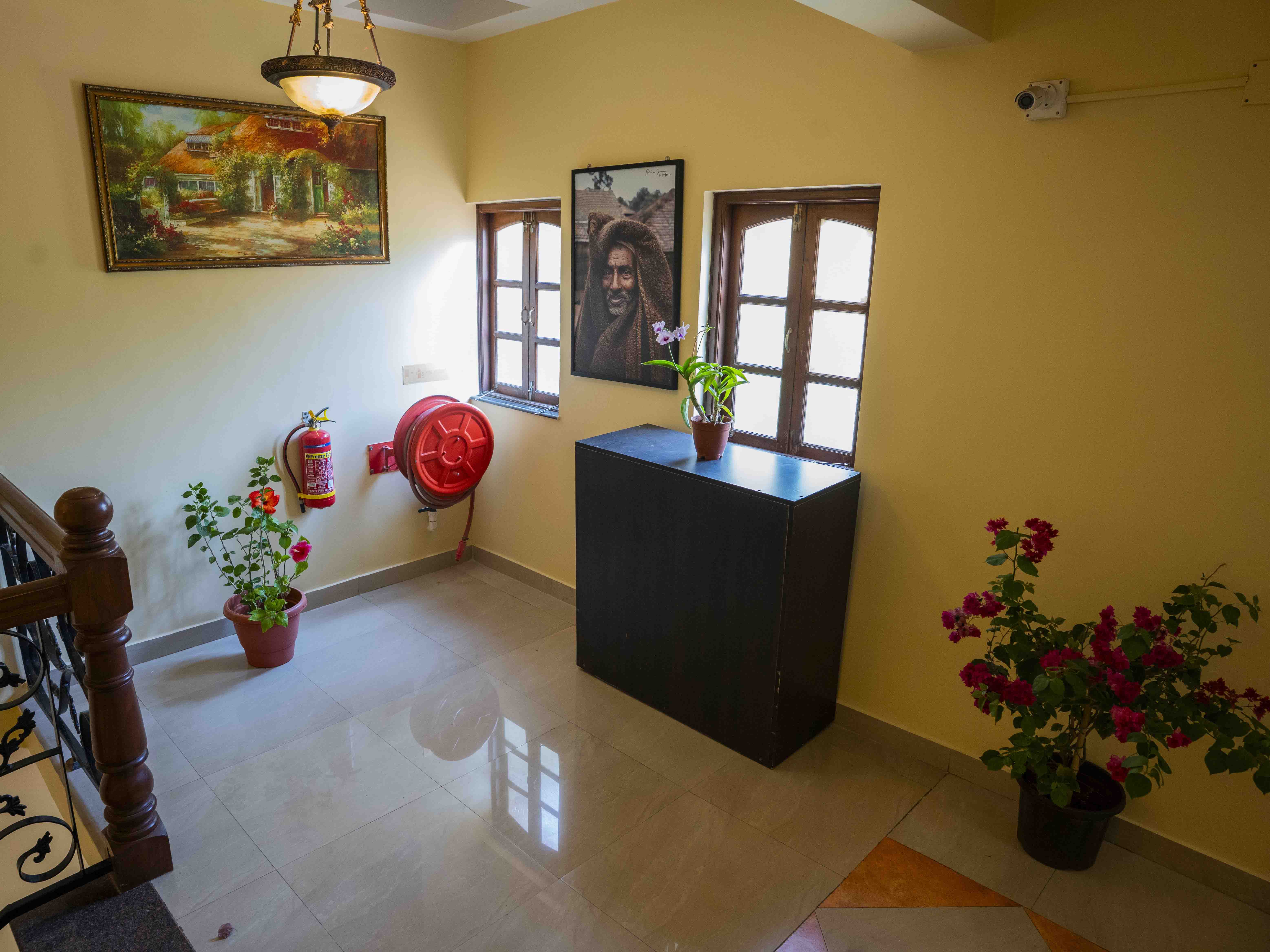 HOME GALLERY Image